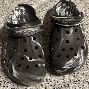 CROCS Men’s Black and White Marble Clogs